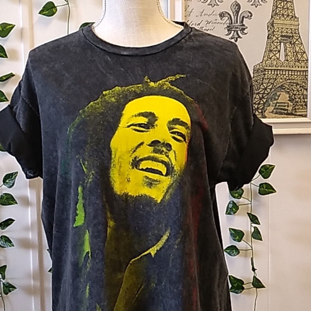 BOB MARLY BLACK / DARK GREY TEE SZ LG